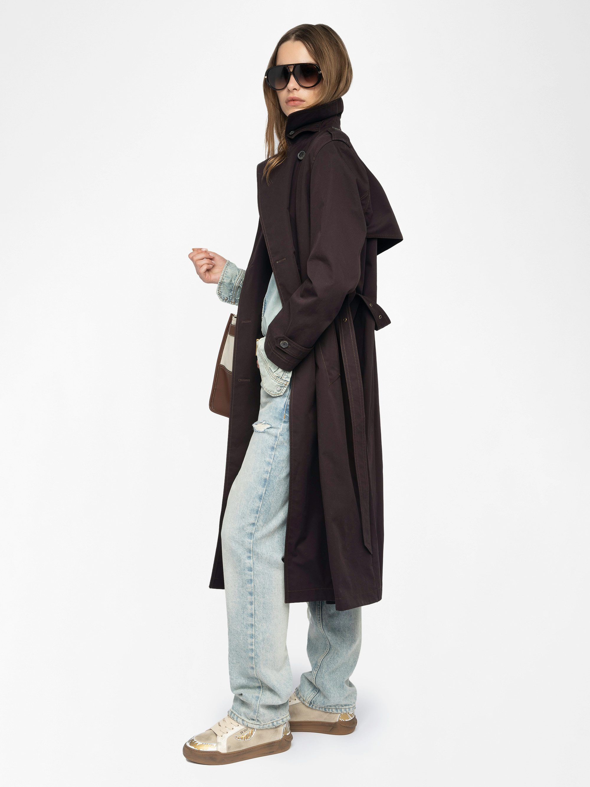 Kenar Trench Coat - Crisp cotton trench coat, long sleeves, removable belt and double-breasted button fastening.